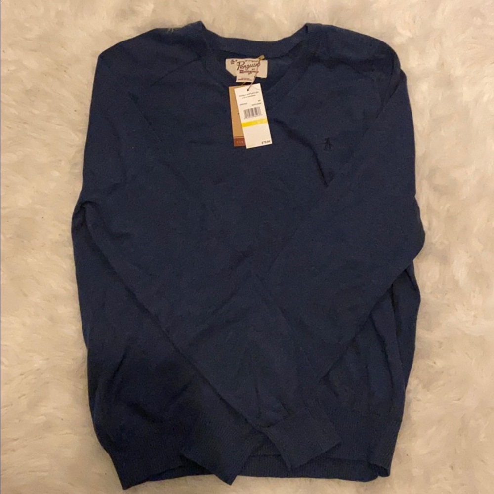 NWT men’s Penguin v neck sweater